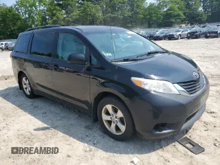 2012 Toyota Sienna LE AAS с VIN 5TDKK3DC3CS212191, выставлен на аукционе Copart как лот 60565215 с пробегом 214 957 миль миль и Чистый • Clean title. История ставок и продаж доступна на DreamBid. Изображение 4.