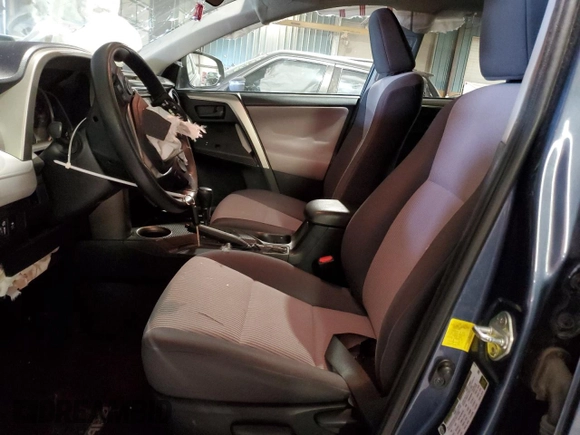 2014 Toyota RAV4 LE z VIN 2T3ZFREV4EW074622, wystawiony jako Copart lot #56595595 z przebiegiem 122 818 mil mil oraz Szkoda całkowita • Salvage title. Historia ofert i sprzedaży dostępna na DreamBid. Obrazek 7.
