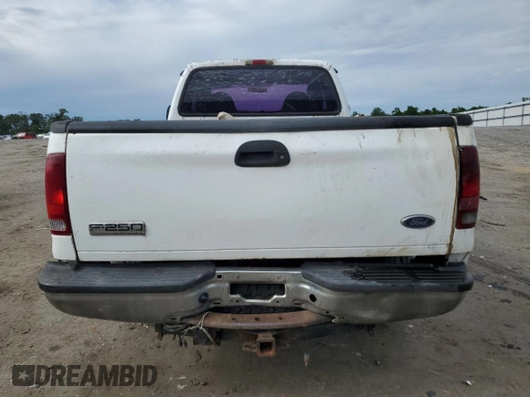 2005 Ford F-250 XL with VIN 1FTSX21P45ED31783, listed as a Copart auction lot 57981395 with 174,726 mi miles and Clean title. Bid and sale history available at DreamBid. Image 6.