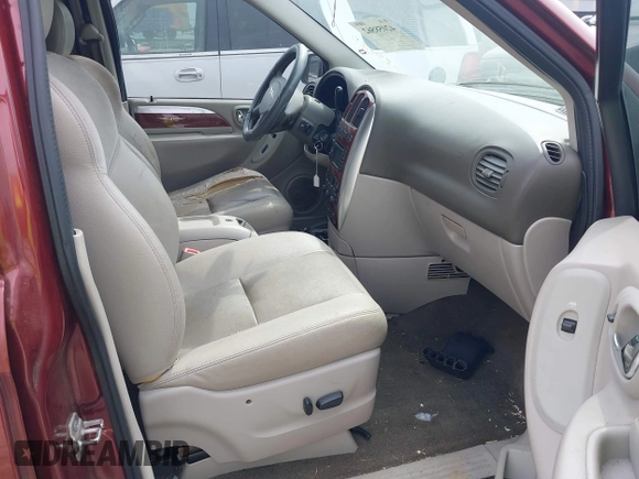 2007 Chrysler Town & Country Limited with VIN 2A8GP64L37R321508, listed as a IAAI auction lot 42058562 with 170,389 mi miles and . Bid and sale history available at DreamBid. Image 5.
