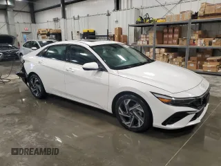 2025 Hyundai Elantra SEL Convenience z VIN KMHLS4DG7SU909317, wystawiony jako Copart lot #59515135 z przebiegiem 15 667 mil mil oraz Czysty tytuł • Clean title. Historia ofert i sprzedaży dostępna na DreamBid. Obrazek 4.