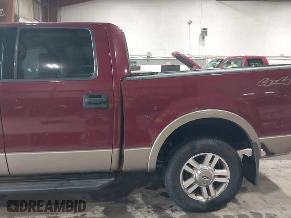 2004 Ford F-150 XLT with VIN 1FTPW14564KD79671, listed as a IAAI auction lot 42166489 with 205,083 mi miles. Bid and sale history available at carsss.com. Image 6.