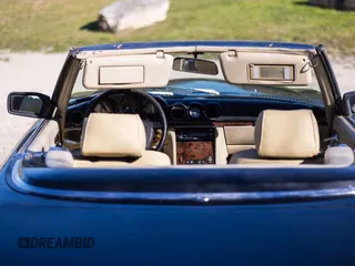 1988 Mercedes-Benz 560 Series 560SL with VIN WDBBA48D6JA089118, listed as a Copart auction lot 47891405 with 154,190 mi miles and Clean Title. Bid and sale history available at carsss.com. Image 6.