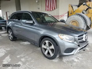 2017 Mercedes-Benz GLC with VIN WDC0G4JB6HF134193, listed as a Copart auction lot 88370225 with 71,104 mi miles and Salvage Title. Bid and sale history available at carsss.com. Image 4.