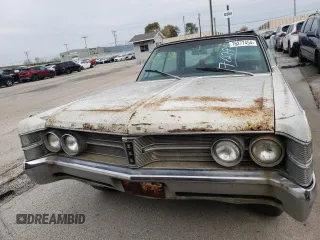 1967 Chrysler New Yorker z VIN CH43K73231908, wystawiony jako Copart lot #76277454 z przebiegiem Nie podano mil oraz Nie do naprawy. Historia ofert i sprzedaży dostępna na DreamBid. Obrazek 5.