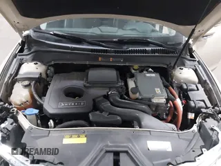 2015 Lincoln MKZ Hybrid with VIN 3LN6L2LU1FR604978, listed as a IAAI auction lot 41594407 with 165,148 mi miles and . Bid and sale history available at DreamBid. Image 10.