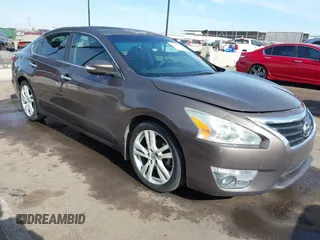 2014 Nissan Altima SL with VIN 1N4BL3AP9EC284477, listed as a IAAI auction lot 41403427 with 100,437 mi miles and . Bid and sale history available at DreamBid. Image 1.