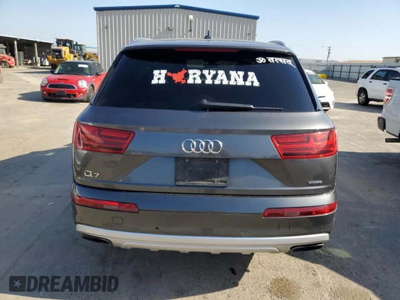 2018 Audi Q7 Premium z VIN WA1AHAF75JD037217, wystawiony jako Copart lot #55182155 z przebiegiem 97 954 mil mil oraz Szkoda całkowita • Salvage title. Historia ofert i sprzedaży dostępna na DreamBid. Obrazek 6.