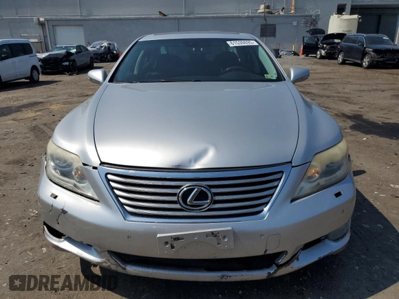 2012 Lexus LS 460 с VIN JTHCL5EFXC5014542, выставлен на аукционе Copart как лот 61530695 с пробегом 159 811 миль миль и Списание • Salvage title. История ставок и продаж доступна на DreamBid. Изображение 5.