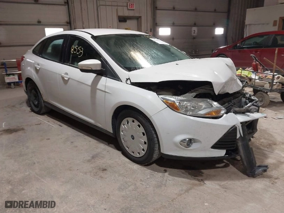 2012 Ford Focus SE with VIN 1FAHP3F24CL313957, listed as a IAAI auction lot 41368553 with 113,610 mi miles. Bid and sale history available at carsss.com. Image 1.