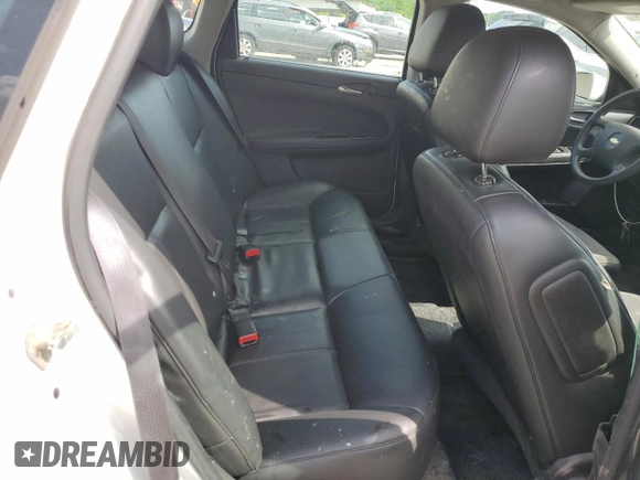 2014 Chevrolet Impala Police Police z VIN 2G1WD5E34E1158876, wystawiony jako Copart lot #55107095 z przebiegiem 151 734 mil mil oraz Szkoda całkowita • Salvage title. Historia ofert i sprzedaży dostępna na DreamBid. Obrazek 10.