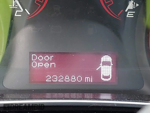 2014 Dodge Dart SXT with VIN 1C3CDFBB0ED926275, listed as a IAAI auction lot 40784084 with 232,880 mi miles. Bid and sale history available at carsss.com. Image 15.