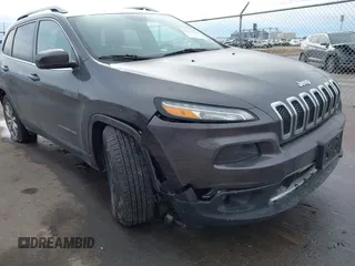 2018 Jeep Cherokee Limited z VIN 1C4PJMDB7JD571347, wystawiony jako IAAI lot #41642355 z przebiegiem 122 548 mil mil oraz . Historia ofert i sprzedaży dostępna na DreamBid. Obrazek 6.