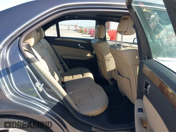 2010 Mercedes-Benz E 350 Luxury with VIN WDDHF5GB5AA078880, listed as a IAAI auction lot 42590907 with 210,275 mi miles and . Bid and sale history available at DreamBid. Image 8.
