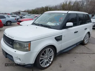 2011 Land Rover Range Rover Sport HSE Lux z VIN SALSK2D42BA714472, wystawiony jako IAAI lot #41451473 z przebiegiem 163 793 mil mil oraz . Historia ofert i sprzedaży dostępna na DreamBid. Obrazek 2.