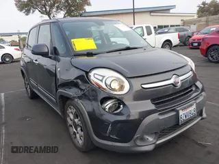 2014 FIAT 500L Trekking с VIN ZFBCFADH9EZ012347, выставлен на аукционе IAAI как лот 42458216 с пробегом 112 781 миль миль и . История ставок и продаж доступна на DreamBid. Изображение 1.