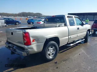 2003 Chevrolet Silverado 1500 LT with VIN 2GCEK19T431351084, listed as a IAAI auction lot 41995382 with 235,033 mi miles and . Bid and sale history available at DreamBid. Image 4.