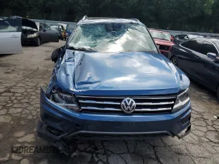 2018 Volkswagen Tiguan SEL with VIN 3VV3B7AX4JM006010, listed as a Copart auction lot 61416365 with 52,483 mi miles and Salvage title. Bid and sale history available at DreamBid. Image 5.
