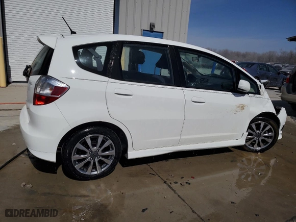 2013 Honda Fit Sport with VIN JHMGE8H50DC072933, listed as a Copart auction lot 49289095 with 81,917 mi miles and Salvage Title. Bid and sale history available at carsss.com. Image 3.