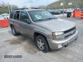 2002 Chevrolet TrailBlazer LTZ with VIN 1GNDT13S522148798, listed as a IAAI auction lot 42066656 with 175,907 mi miles and . Bid and sale history available at DreamBid. Image 1.