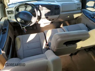 2006 Ford F-250 XL z VIN 1FTSW21566ED03468, wystawiony jako Copart lot #47641765 z przebiegiem 136 368 mil mil oraz Szkoda całkowita • Salvage title. Historia ofert i sprzedaży dostępna na DreamBid. Obrazek 8.