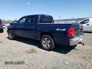 2005 Dodge Dakota SLT z VIN 1D7HW48N05S181997, wystawiony jako Copart lot #50633275 z przebiegiem 127 002 mil mil oraz Szkoda całkowita • Salvage title. Historia ofert i sprzedaży dostępna na DreamBid. Obrazek 2.