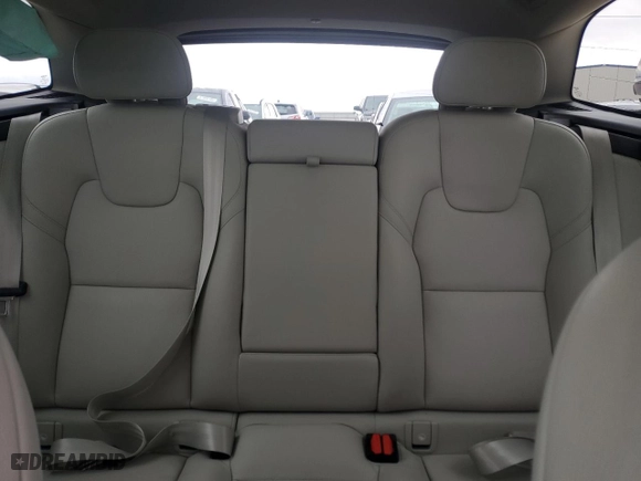 2023 Volvo XC60 Plus Bright Theme with VIN YV4L12DE6P1340363, listed as a Copart auction lot 87965305 with 10,102 mi miles and Salvage Title. Bid and sale history available at carsss.com. Image 10.