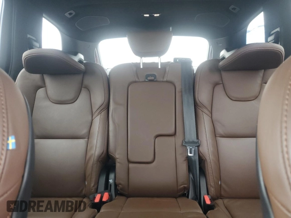 2023 Volvo XC90 Ultimate Bright Theme with VIN YV4H60CA1P1946339, listed as a Copart auction lot 62216265 with 28,977 mi miles and Salvage title. Bid and sale history available at DreamBid. Image 10.