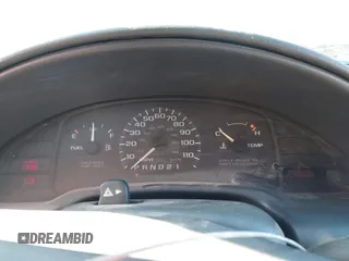 1998 Chevrolet Cavalier z VIN 1G1JC5241W7271957, wystawiony jako IAAI lot #42016249 z przebiegiem 130 159 mil mil oraz . Historia ofert i sprzedaży dostępna na DreamBid. Obrazek 7.