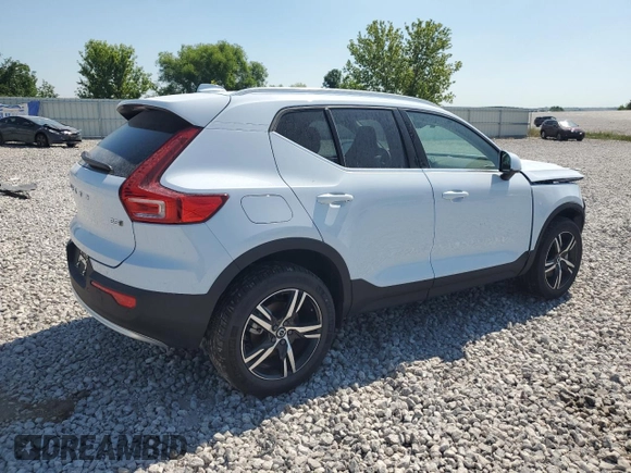 2025 Volvo XC40 Core Bright Theme with VIN YV4L12UJ3S2577263, listed as a Copart auction lot 63304625 with Not provided miles and Clean title. Bid and sale history available at DreamBid. Image 3.