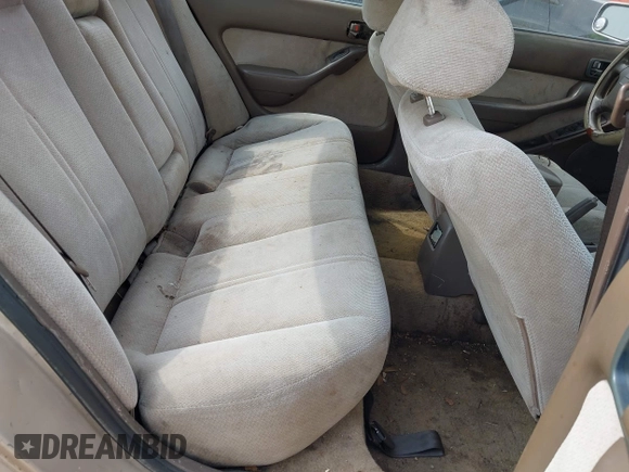 1996 Toyota Camry DX z VIN 4T1BG12K6TU752299, wystawiony jako IAAI lot #42239717 z przebiegiem 365 814 mil mil oraz . Historia ofert i sprzedaży dostępna na DreamBid. Obrazek 8.