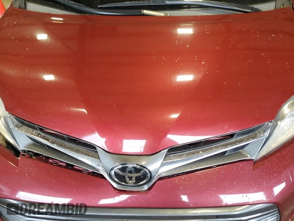 2020 Toyota Sienna XLE with VIN 5TDDZ3DC8LS236152, listed as a Copart auction lot 62681965 with 99,671 mi miles and Salvage title. Bid and sale history available at DreamBid. Image 12.
