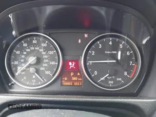 2009 BMW 3 Series 328i с VIN WBAWV13529P122255, выставлен на аукционе IAAI как лот 42503796 с пробегом 104 850 миль миль и . История ставок и продаж доступна на DreamBid. Изображение 7.