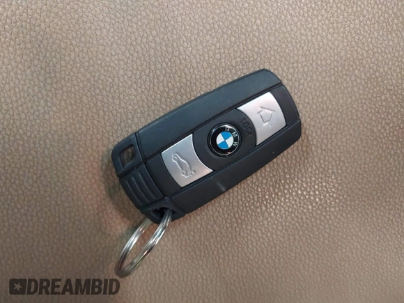 2006 BMW 3 Series 325xi with VIN WBAVD13536KV11185, listed as a IAAI auction lot 42543717 with Not provided miles and . Bid and sale history available at DreamBid. Image 11.