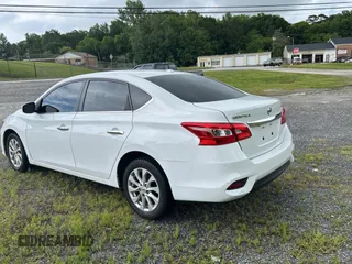 2019 Nissan Sentra SV z VIN 3N1AB7AP5KY428791, wystawiony jako Copart lot #60102005 z przebiegiem 130 972 mil mil oraz Czysty tytuł • Clean title. Historia ofert i sprzedaży dostępna na DreamBid. Obrazek 3.