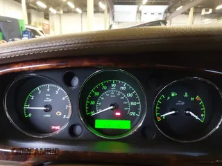 2008 Jaguar XJ Vanden Plas with VIN SAJWA82B28SH29030, listed as a IAAI auction lot 41231242 with 62,632 mi miles. Bid and sale history available at carsss.com. Image 7.