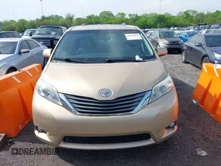 2013 Toyota Sienna XLE AAS with VIN 5TDYK3DC5DS331291, listed as a IAAI auction lot 42090586 with 176,711 mi miles and . Bid and sale history available at carsss.com. Image 6.