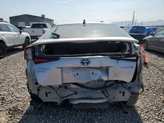 2022 Toyota Prius LE with VIN JTDL9MFU3N3037635, listed as a Copart auction lot 62325235 with 38,095 mi miles and Salvage title. Bid and sale history available at DreamBid. Image 6.