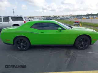 2017 Dodge Challenger SXT Plus с VIN 2C3CDZAG7HH627114, выставлен на аукционе IAAI как лот 42453068 с пробегом 73 957 миль миль и . История ставок и продаж доступна на DreamBid. Изображение 14.