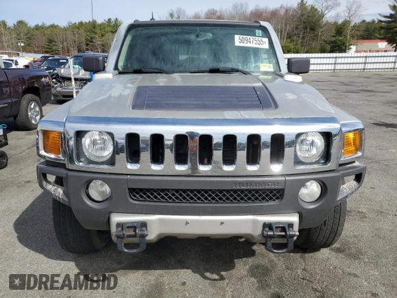 2008 Hummer H3 SUV with VIN 5GTEN13E388136990, listed as a Copart auction lot 50947555 with 200,666 mi miles and Clean Title. Bid and sale history available at carsss.com. Image 5.