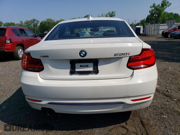 2018 BMW 2 Series 230i xDrive with VIN WBA2J3C52JVA52359, listed as a Copart auction lot 61060403 with 50,026 mi miles and . Bid and sale history available at DreamBid. Image 6.