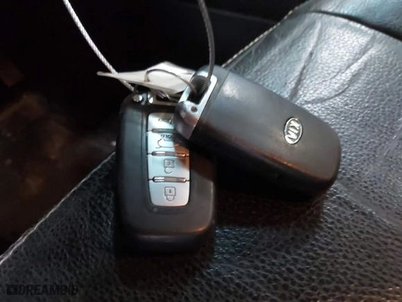 2013 Kia Soul + with VIN KNDJT2A62D7751897, listed as a IAAI auction lot 41822370 with 164,563 mi miles. Bid and sale history available at carsss.com. Image 11.