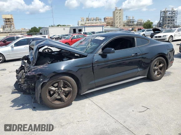 2017 Ford Mustang V6 z VIN 1FA6P8AM5H5235195, wystawiony jako Copart lot #59473115 z przebiegiem Nie podano mil oraz Szkoda całkowita • Salvage title. Historia ofert i sprzedaży dostępna na DreamBid. Obrazek 1.