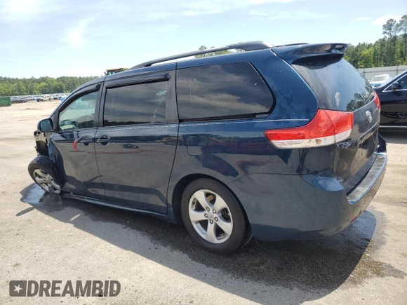 2012 Toyota Sienna LE AAS с VIN 5TDKK3DC4CS218114, выставлен на аукционе Copart как лот 56473025 с пробегом 214 865 миль миль и Списание • Salvage title. История ставок и продаж доступна на DreamBid. Изображение 2.