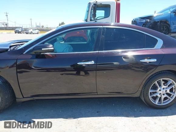2010 Nissan Maxima SV with VIN 1N4AA5AP0AC823995, listed as a IAAI auction lot 42672254 with 174,386 mi miles and . Bid and sale history available at DreamBid. Image 15.