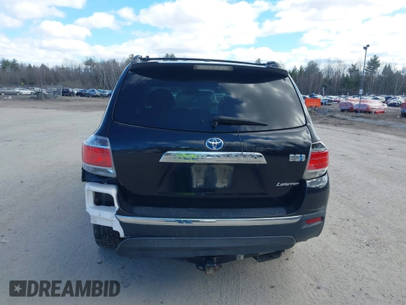 2013 Toyota Highlander Limited with VIN JTEDC3EH4D2014739, listed as a IAAI auction lot 41897547 with 309,926 mi miles and . Bid and sale history available at DreamBid. Image 16.