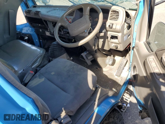 1995 Isuzu Pickup z VIN NHR69C7403921, wystawiony jako Copart lot #44273705 z przebiegiem 126 534 mil mil oraz Szkoda całkowita • Salvage title. Historia ofert i sprzedaży dostępna na DreamBid. Obrazek 8.