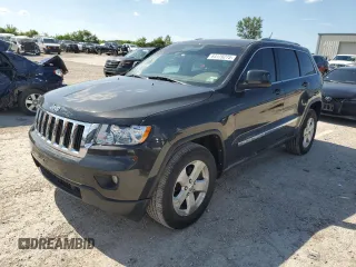 2011 Jeep Grand Cherokee Laredo with VIN 1J4RR4GG9BC614502, listed as a Copart auction lot 64179275 with 189,284 mi miles and Clean title. Bid and sale history available at DreamBid. Image 1.