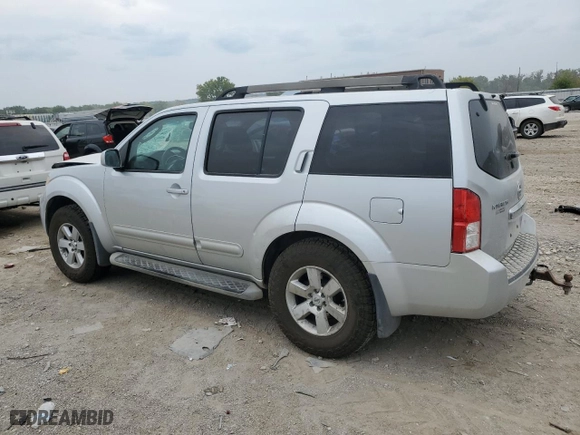 2011 Nissan Pathfinder Silver with VIN 5N1AR1NB4BC625024, listed as a Copart auction lot 70759984 with 189,182 mi miles and Salvage Title. Bid and sale history available at carsss.com. Image 2.