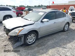 2010 Nissan Altima 2.5 S with VIN 1N4AL2AP8AN459645, listed as a IAAI auction lot 42086178 with Not Provided miles. Bid and sale history available at carsss.com. Image 2.